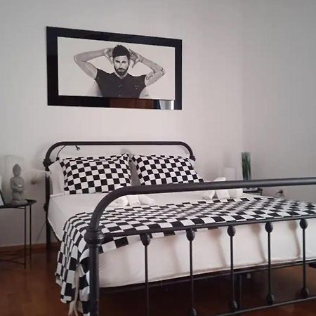 Nicko'S Room Pireus Eksteriør bilde